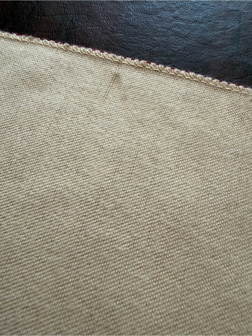 Beige and Red Equestrian scarf - Picture 8 of 10